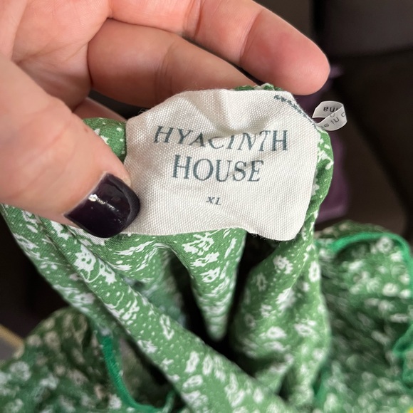 Tuckernuck Green Dotsy Floral Taylor Blouse (XL) - Picture 3 of 3